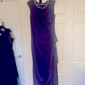 Alex Evenings gown